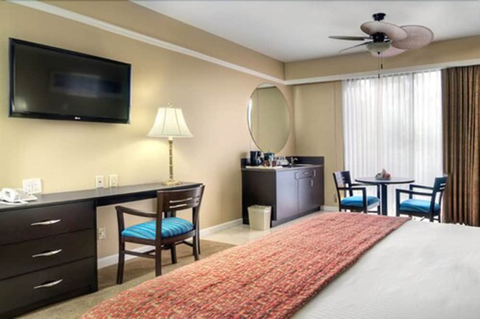 Imagen de la habitación del Hotel Dinah\'s Garden. Foto 16