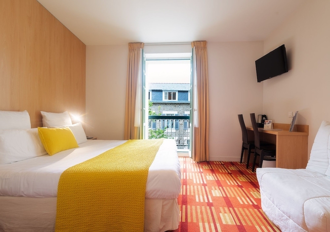 Imagen de la habitación del Hotel Dinard Balmoral. Foto 18
