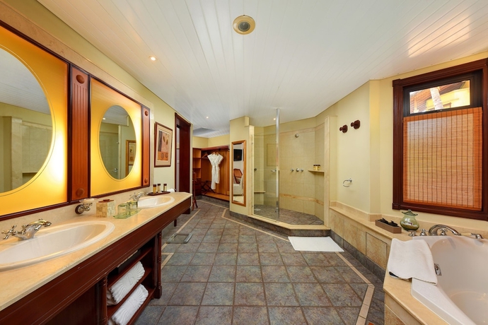 Imagen de la habitación del Hotel Dinarobin Beachcomber Golf Resort and Spa. Foto 15