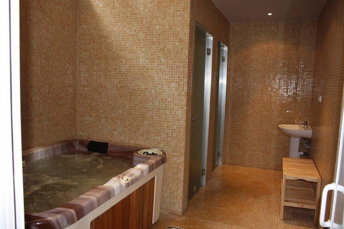 Imagen de la habitación del Hotel Dinast&iacute;a. Foto 6