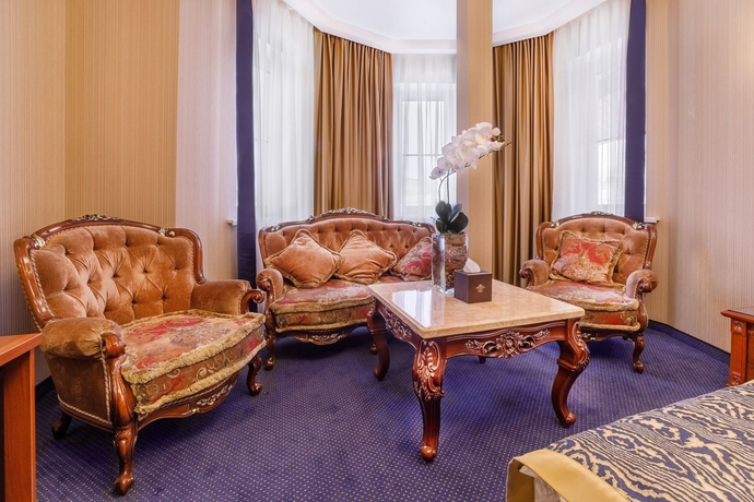 Imagen de la habitación del Hotel Dinastiya. Foto 5