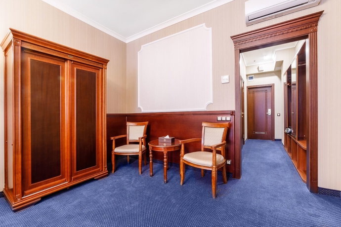 Imagen de la habitación del Hotel Dinastiya. Foto 12