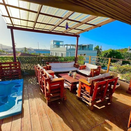 Imagen general del Hotel Dinasty, Puerto Plata. Foto 4