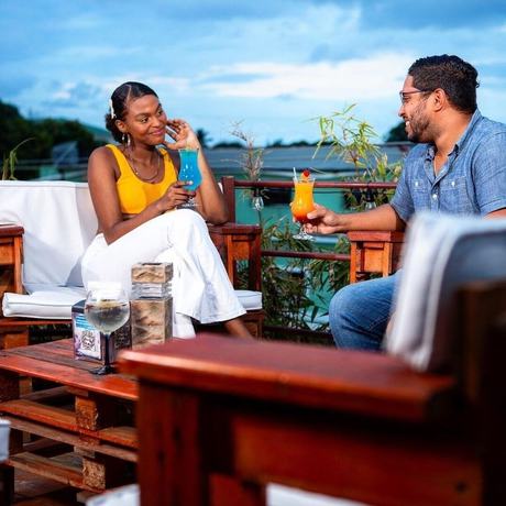 Imagen del bar/restaurante del Hotel Dinasty, Puerto Plata. Foto 10