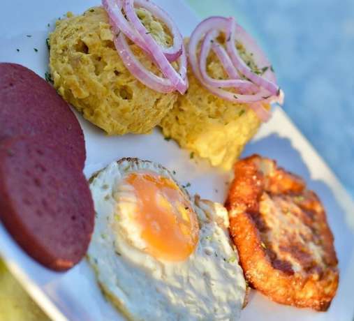 Imagen del bar/restaurante del Hotel Dinasty, Puerto Plata. Foto 14