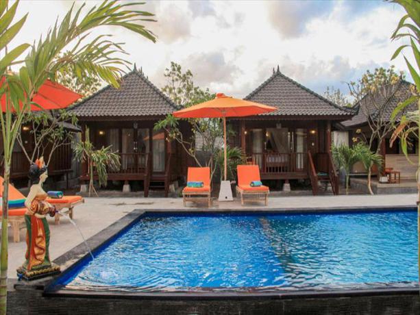 Imagen de la piscina del Hotel Dinatah Lembongan Villas. Foto 16