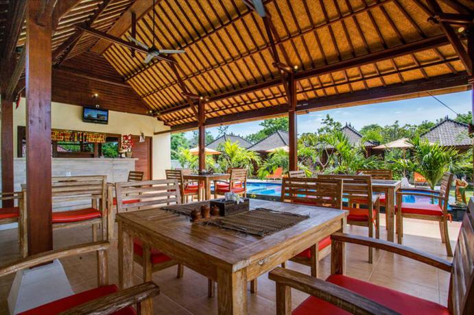 Imagen del bar/restaurante del Hotel Dinatah Lembongan Villas. Foto 4