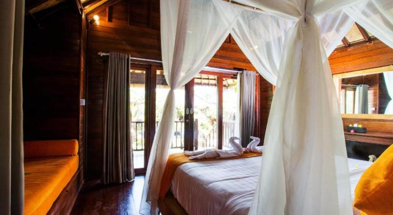 Imagen de la habitación del Hotel Dinatah Lembongan Villas. Foto 12
