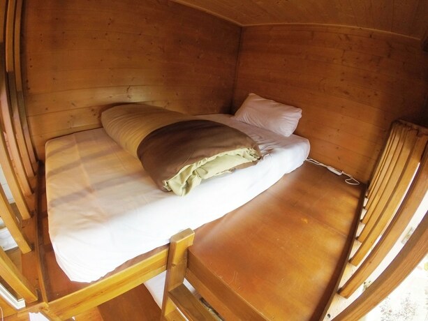 Imagen de la habitación del Hotel DingdaiGlass Villa. Foto 14