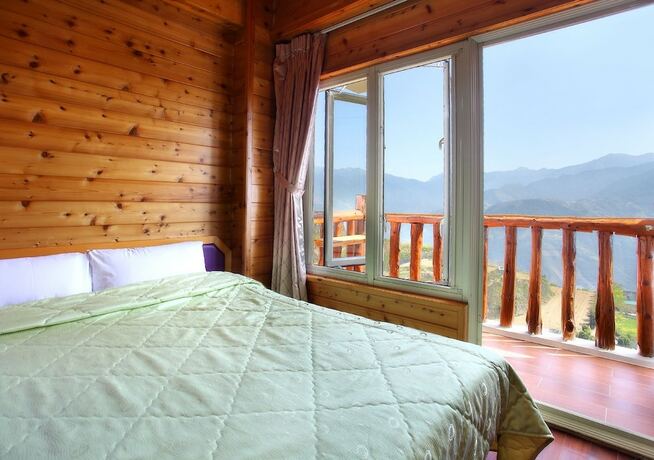 Imagen de la habitación del Hotel DingdaiGlass Villa. Foto 16