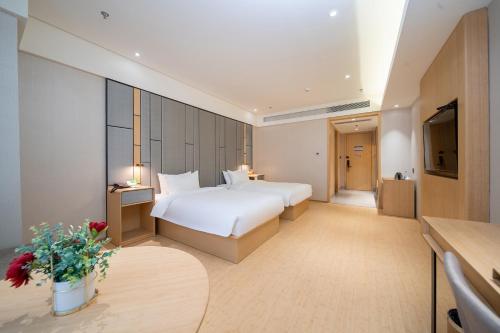 Imagen general del Hotel Dingwang - Guangzhou High Speed Rail South Railway Station Chencun Metro Station. Foto 5