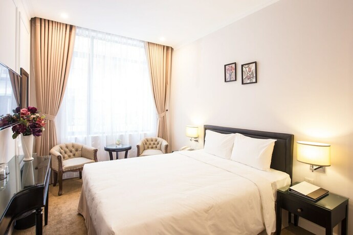 Imagen de la habitación del Hotel Dinh Elegant Hanoi. Foto 15