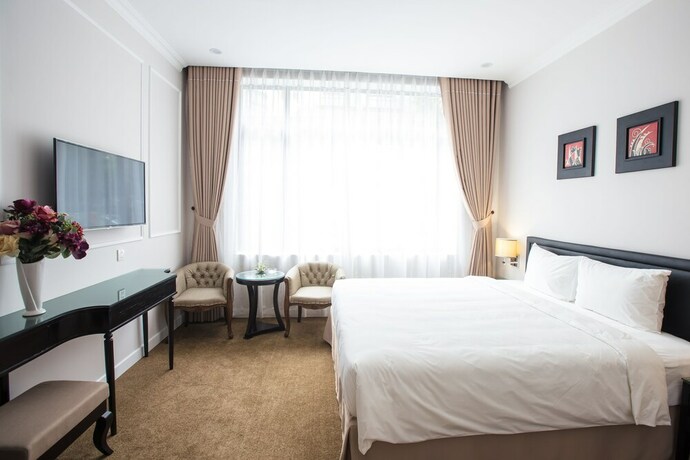 Imagen de la habitación del Hotel Dinh Elegant Hanoi. Foto 32