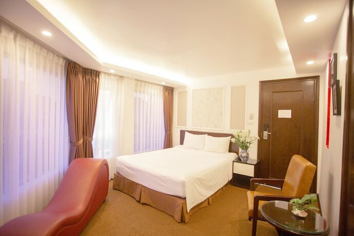 Imagen de la habitación del Hotel Dinh. Foto 14