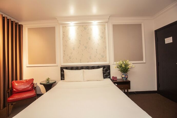 Imagen de la habitación del Hotel Dinh. Foto 20