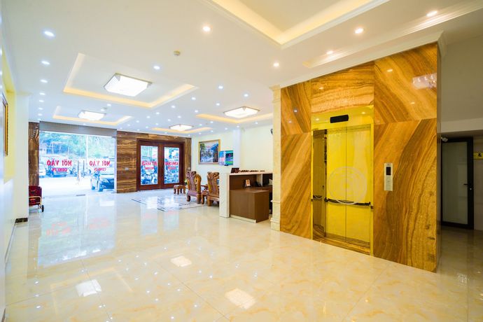 Imagen de los interiores del Hotel Dinh Gia Hotel. Foto 18