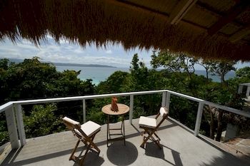 Imagen general del Hotel Diniview Villas. Foto 12