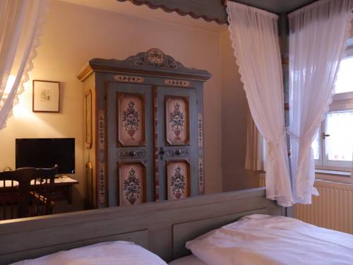 Imagen de la habitación del Hotel Dinkelsb&uuml;hler Kunst-stuben. Foto 16