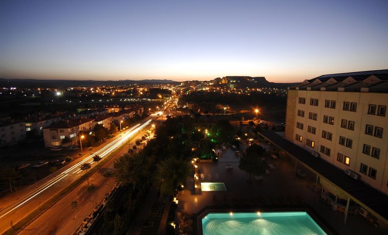 Imagen de los interiores del Hotel Dinler Hotels &Uuml;rg&uuml;p. Foto 11