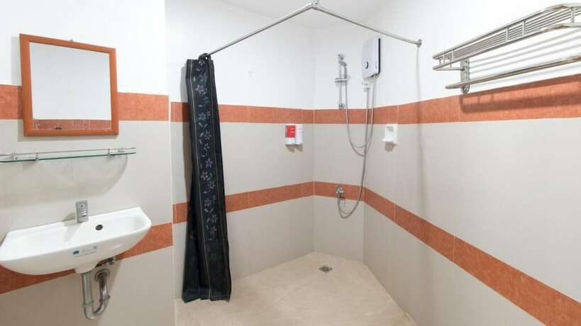 Imagen de la habitación del Hotel Dino Residences. Foto 11