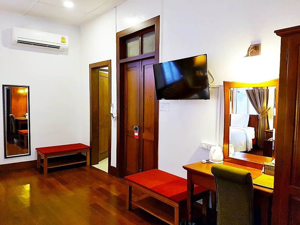 Imagen de la habitación del Hotel Dinsomon. Foto 6