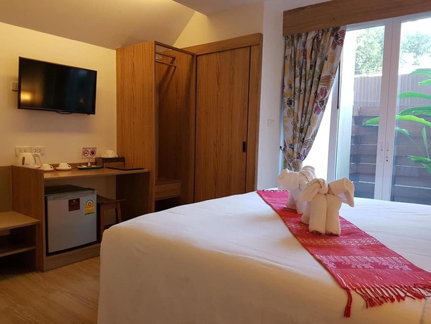 Imagen de la habitación del Hotel Dinsomon. Foto 10