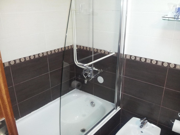 Imagen de la habitación del Hotel Dinya Lisbon and Lounge Bar. Foto 9