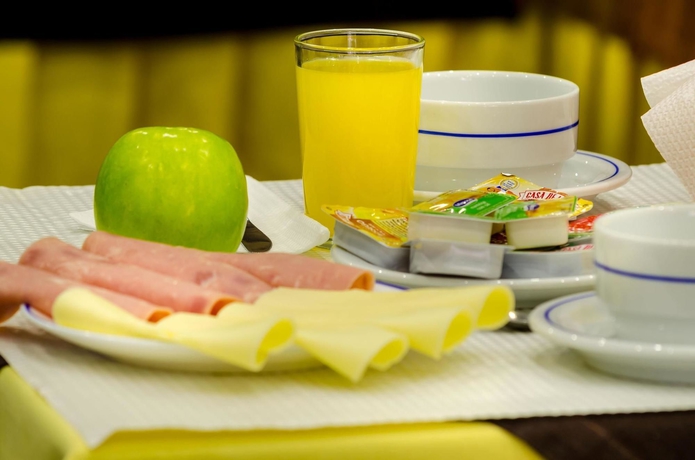 Imagen del bar/restaurante del Hotel Dinya Lisbon and Lounge Bar. Foto 2