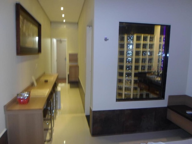 Imagen de los interiores del Hotel Dinys Motel - Adults Only. Foto 17