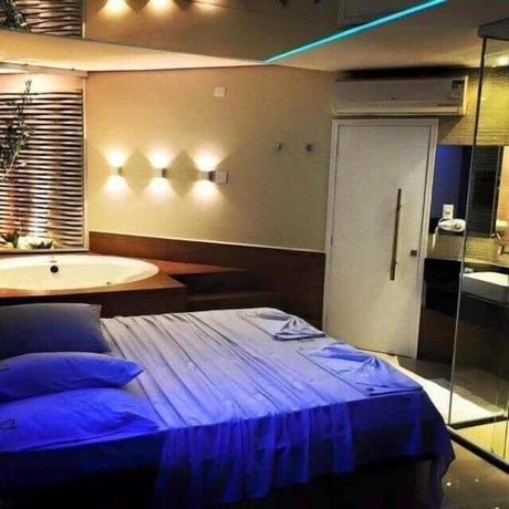 Imagen del bar/restaurante del Hotel Dinys Motel - Adults Only. Foto 5