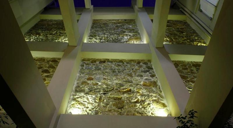 Imagen de los interiores del Hotel Diogenis, Siros. Foto 10
