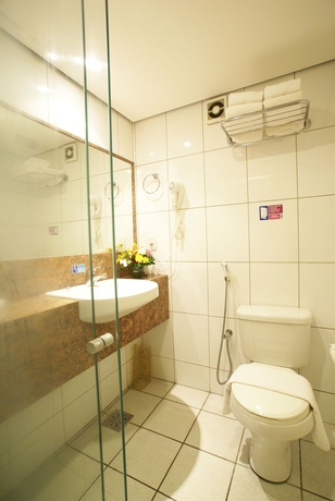 Imagen de la habitación del Hotel Diogo. Foto 10