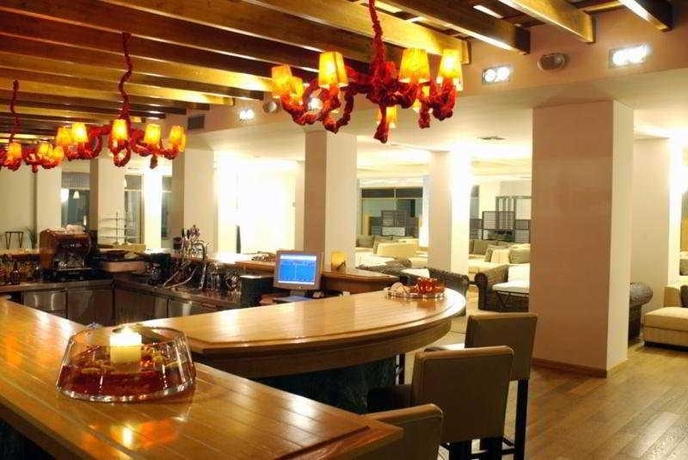 Imagen general del Hotel Dion Palace. Foto 9