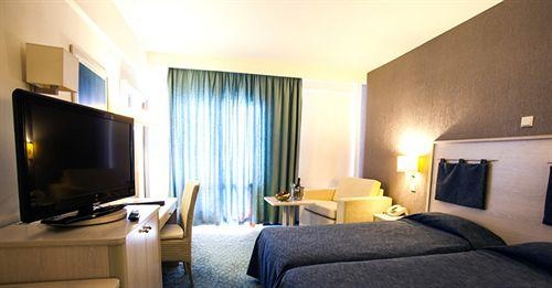 Imagen general del Hotel Dion Palace. Foto 10