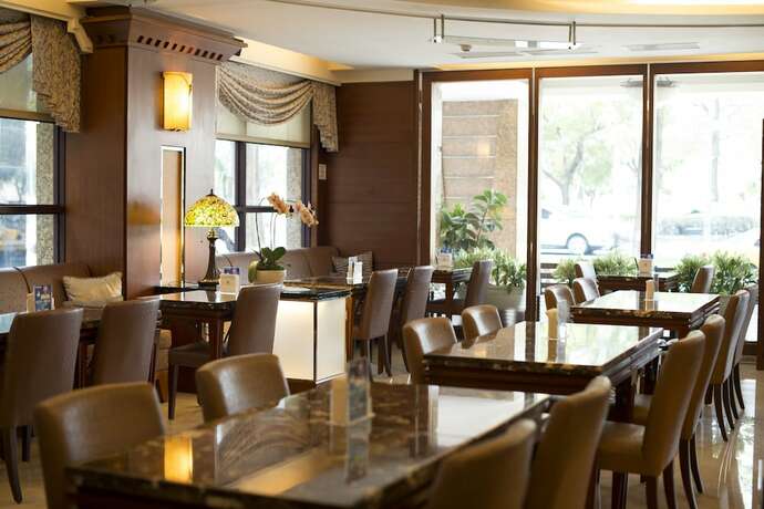 Imagen del bar/restaurante del Hotel Dion, Taichung. Foto 17
