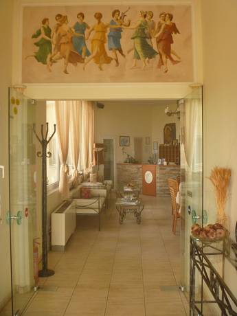 Imagen de los interiores del Hotel Dioni. Foto 20