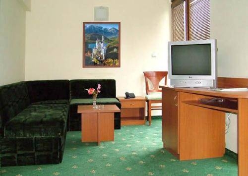 Imagen general del Hotel Dionis. Foto 6