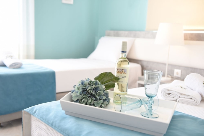 Imagen de la habitación del Hotel Dionisos Elia. Foto 19