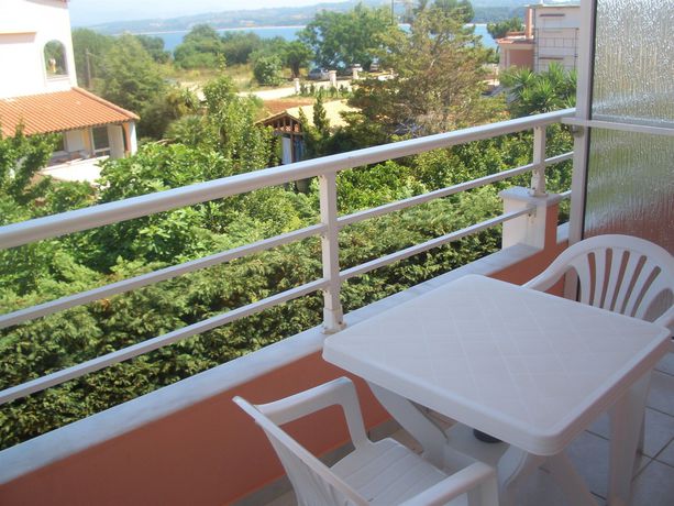 Imagen de la habitación del Hotel Dionisos. Foto 9