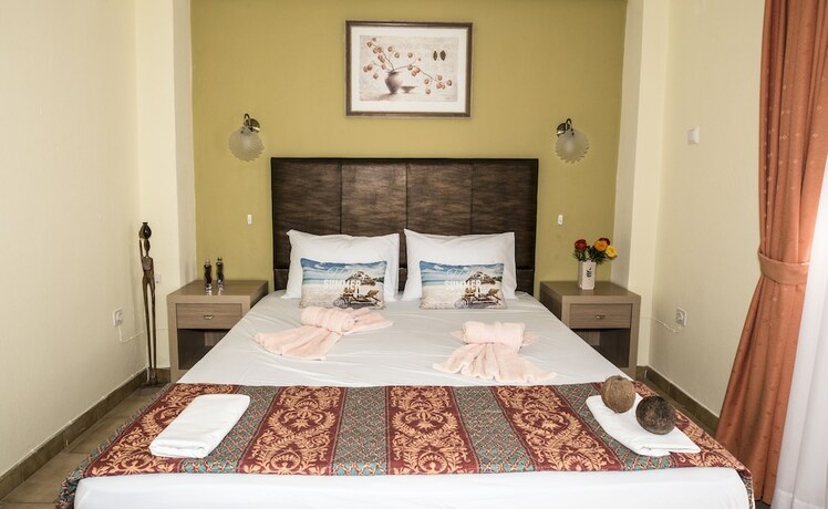 Imagen general del Hotel Dionisos Palms. Foto 5