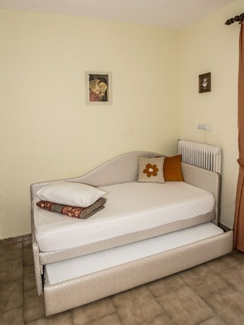 Imagen general del Hotel Dionisos Palms. Foto 12