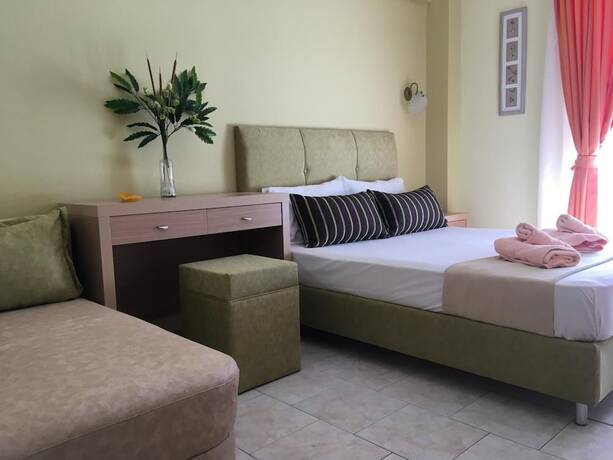 Imagen general del Hotel Dionisos Palms. Foto 13