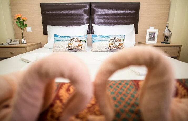 Imagen general del Hotel Dionisos Palms. Foto 18