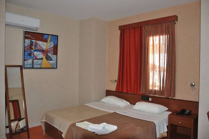 Imagen de la habitación del Hotel Dionysion. Foto 8