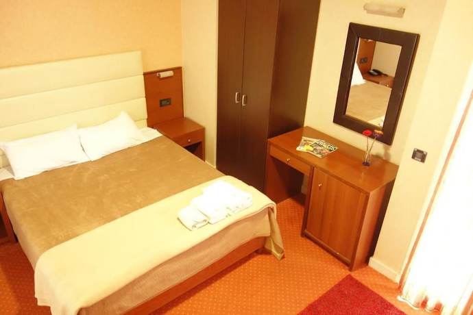 Imagen de la habitación del Hotel Dionysion. Foto 9