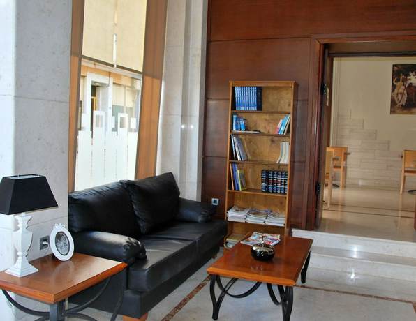 Imagen de los interiores del Hotel Dionysion. Foto 17