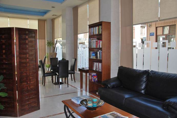 Imagen de los interiores del Hotel Dionysion. Foto 19