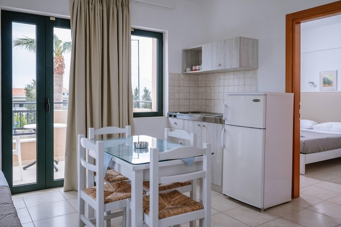 Imagen de la habitación del Hotel Dionysos Apartments and Studios. Foto 8