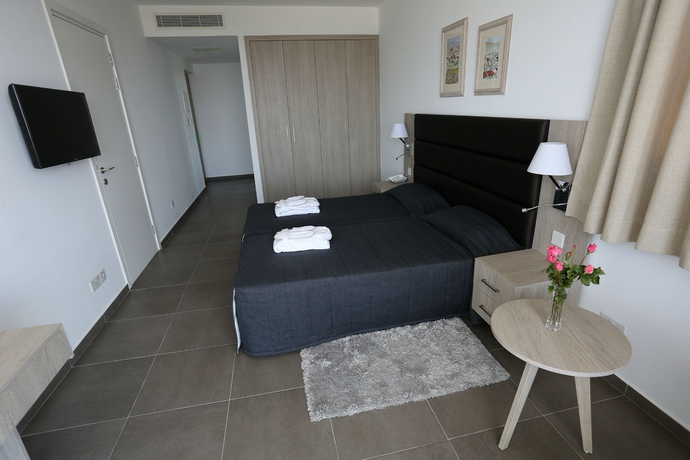 Imagen de la habitación del Hotel Dionysos Central. Foto 7