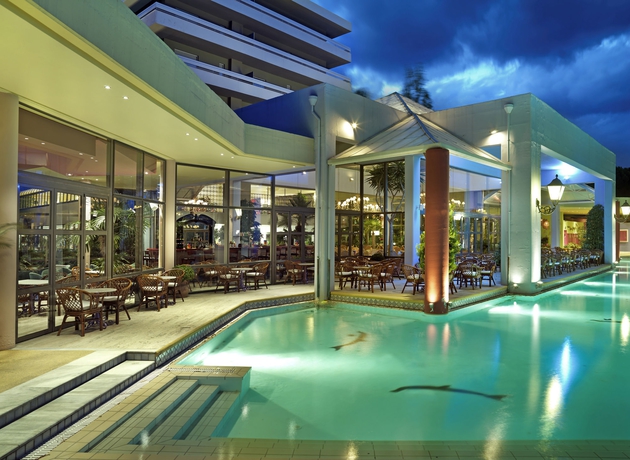 Imagen del bar/restaurante del Hotel Dionysos. Foto 7